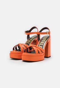 Buffalo MAY DONNA VEGAN - Sandalen - orange