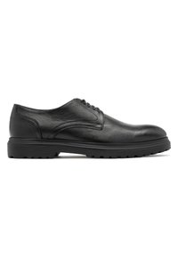 - Biznesowe buty sznurowane