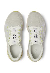 On Zapatillas running asfalto - white