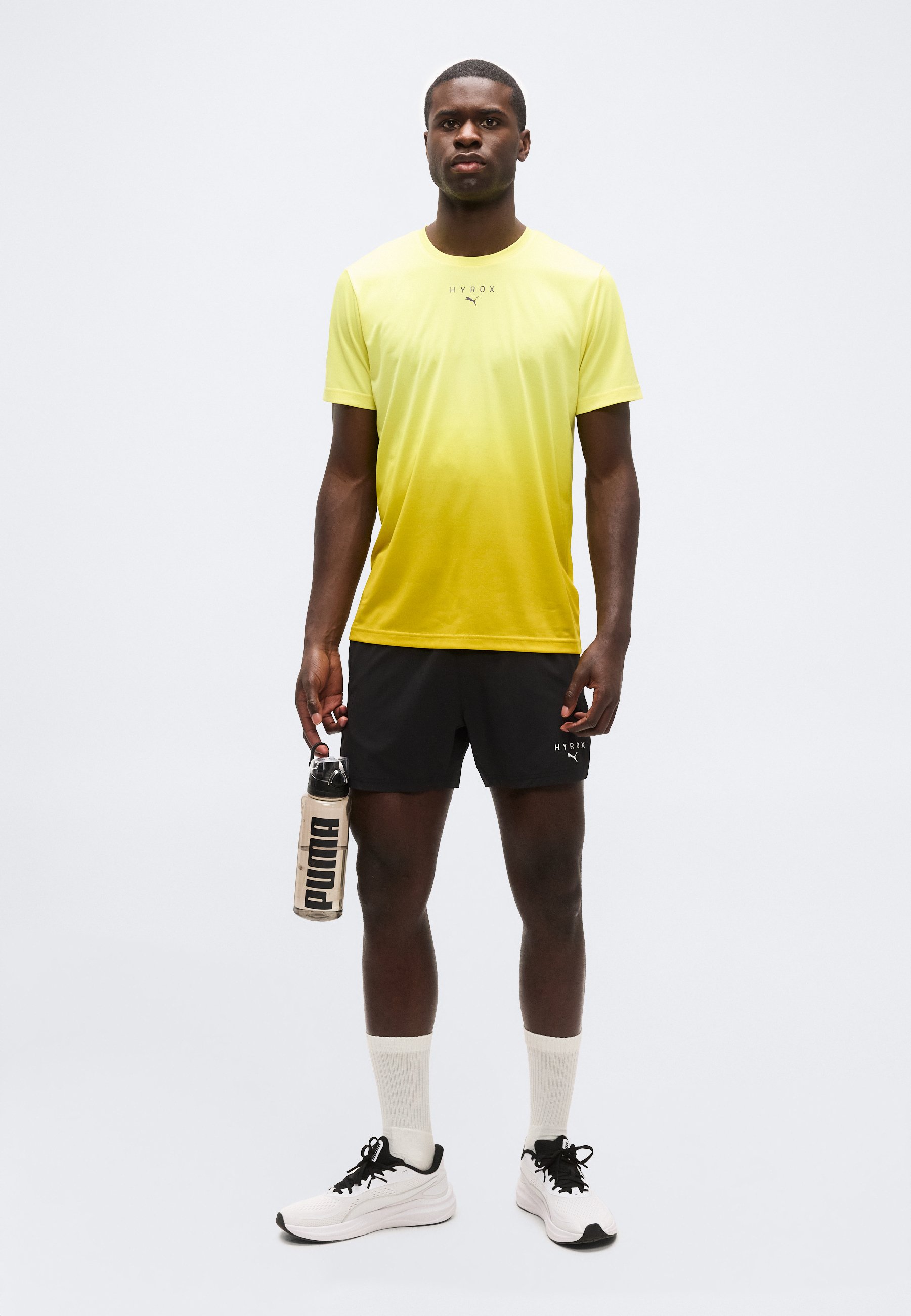 Puma PUMA X HYROX GRAPHIC TEE - Sports T-shirt - pineapple ice