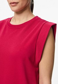 Pieces CHILLI  - Vestido informal - cerise
