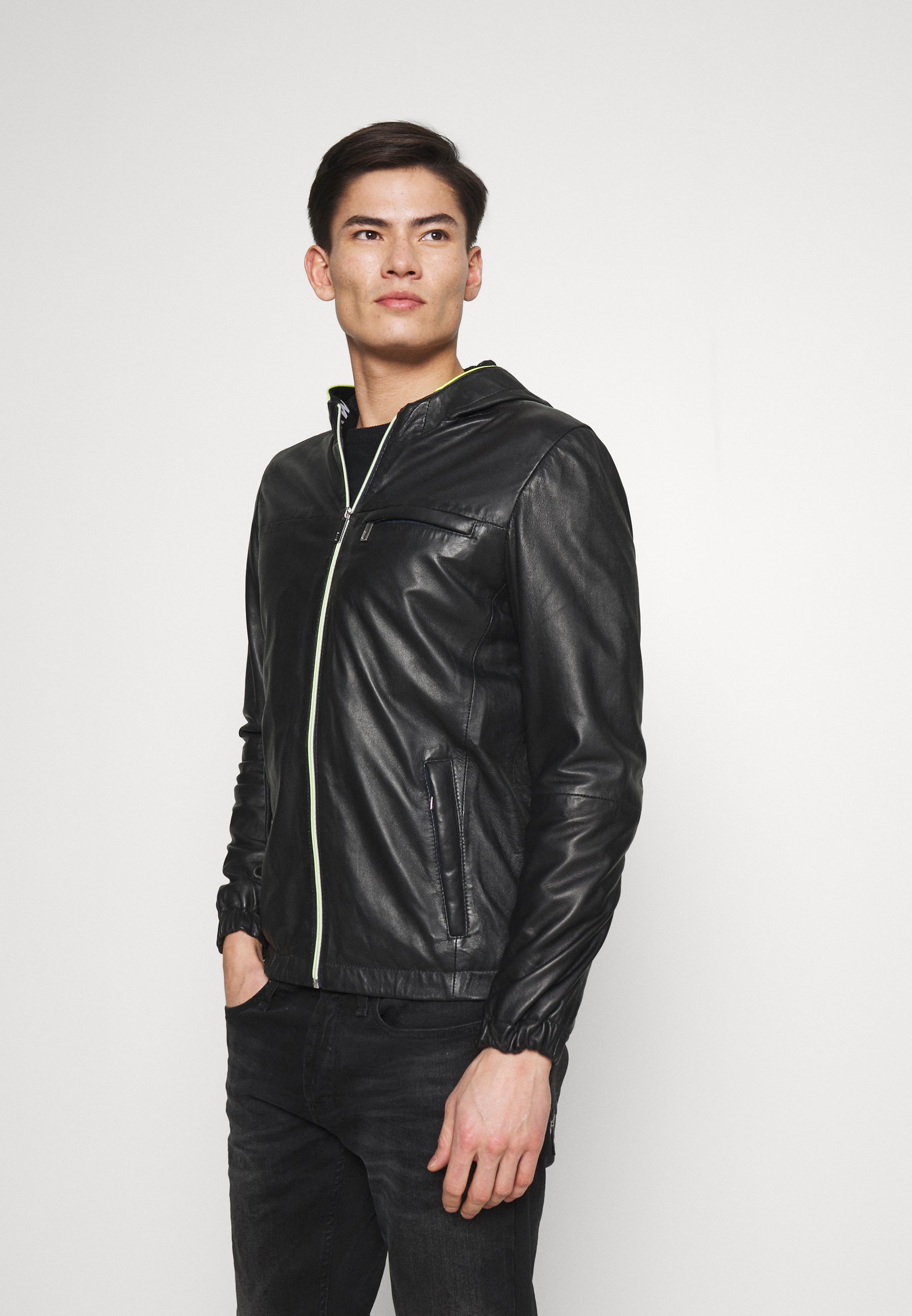 Oakwood CORP Skinnjakke noir Zalando.no Club Monaco BIKER JACKET Skinnjakke brown Zalando.no