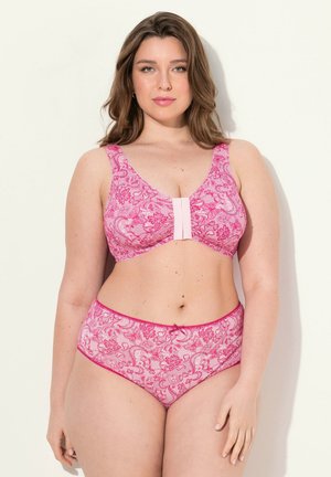Rosa Dessous-Set mit floralem Spitzenmuster, bestehend aus einem Bralette mit breiten Trägern und einem Hakenverschluss, kombiniert mit hochgeschnittenen passenden Pants.