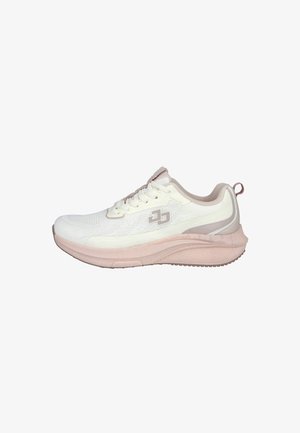 Zapatilla deportiva ligera en malla blanca con acentos en rosa. Cuenta con una suela acolchada, tela texturizada y un diseño de cordones para un ajuste seguro.