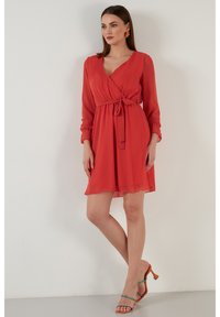 LELA MINI  - Cocktailkleid/festliches Kleid - orange