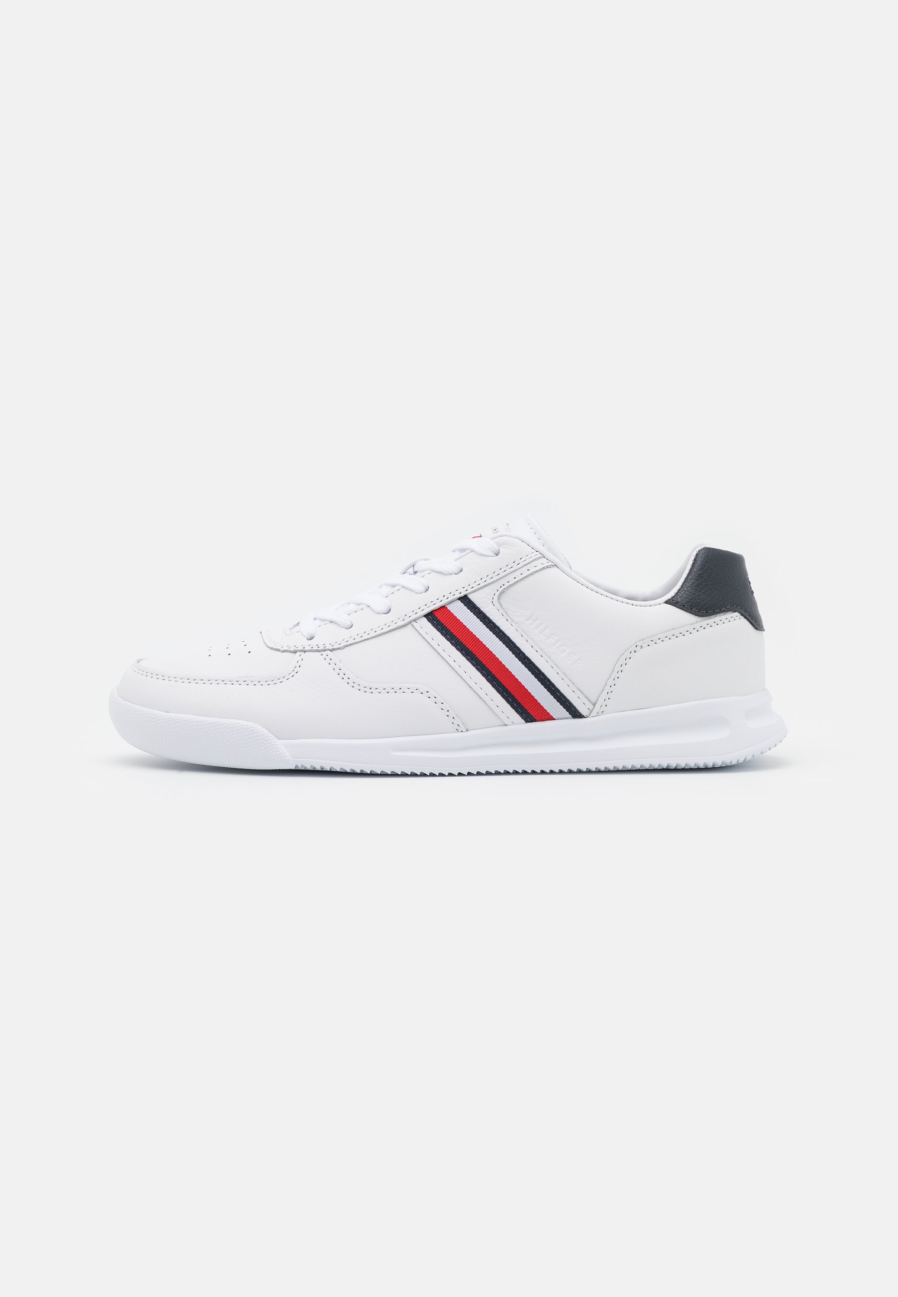 tommy flag trainers