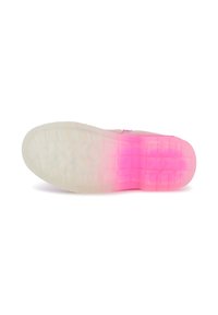 Semelle de chaussure avec un design transparent passant du clair au rose. Présente des motifs de grip texturés et une finition lisse.