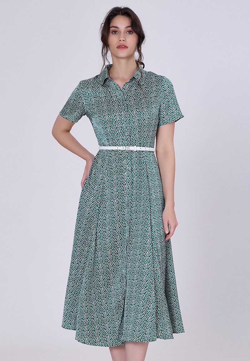 Smart and Joy FLORAL RÉTRO - Robe chemise - vert