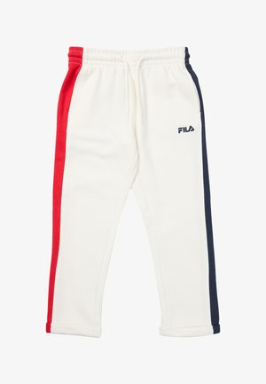 Pantalones de chándal blancos de FILA con cintura elástica, franja roja en la pierna izquierda y franja azul marino en la pierna derecha.
