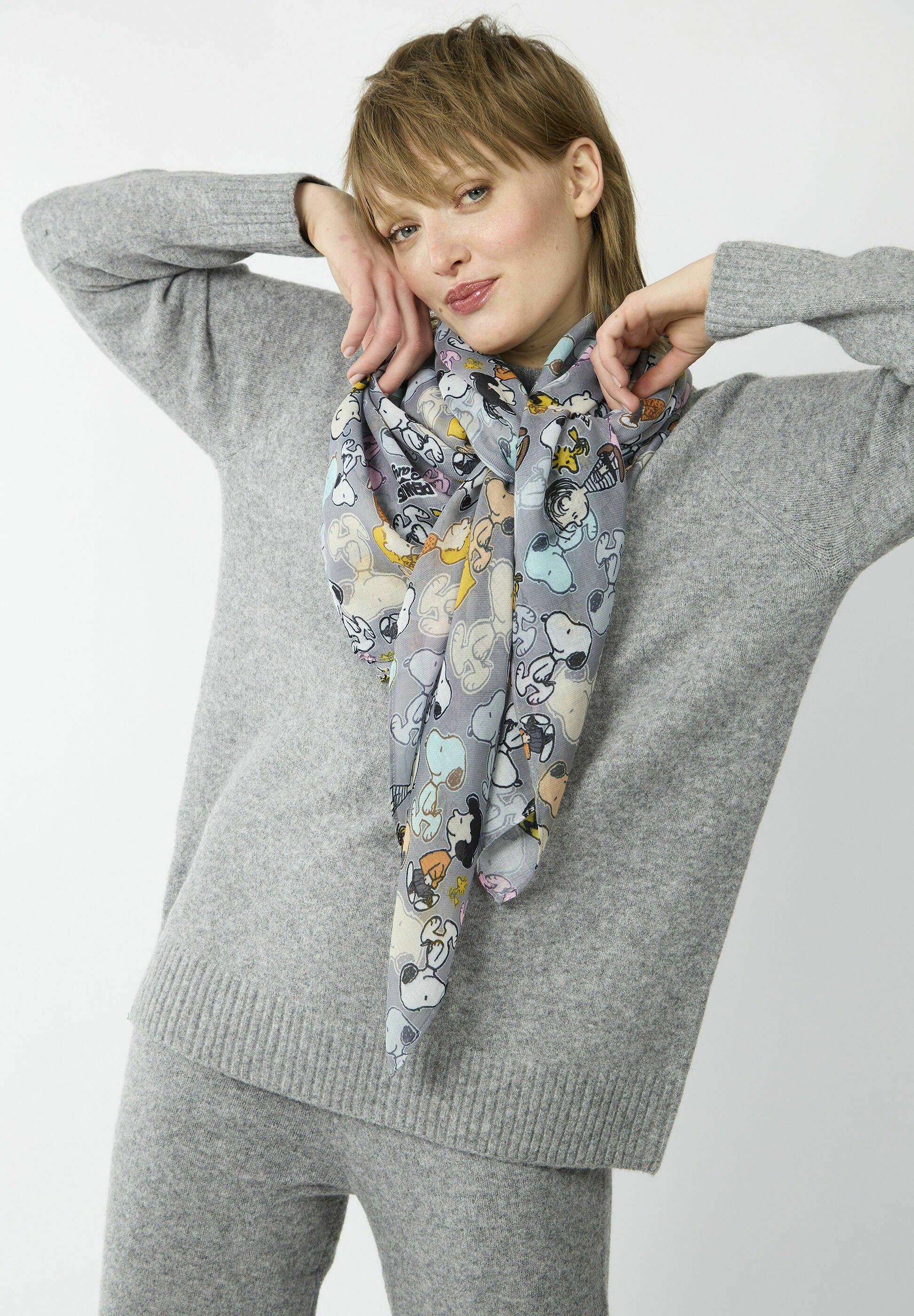 Codello PEANUTS MIT SNOOPY - Scarf - dunkelgrau/dark grey - Zalando