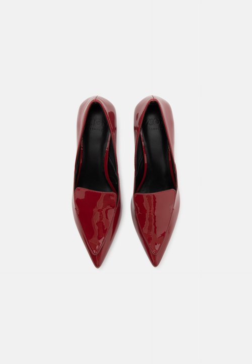 Escarpins Bata Femme Bordeaux En Daim - Talon Aiguille 5-7.5cm - Pointure 38 - Neuf