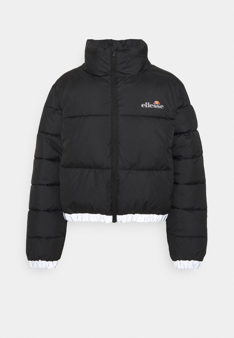 Veste matelassée noire avec col montant, fermeture éclair à l'avant, poignets et ourlet élastiques blancs, et petit logo "ellesse" sur la poitrine gauche.