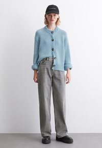 Marc O'Polo DENIM BUTTONS - Adīta jaka - light blue melange