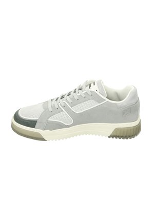 Graue Wildleder- und Mesh-Sneaker mit weißen Akzenten, runder Zehenpartie, strukturiertem Gummisohle und durchbrochenen Details an den Seiten.
