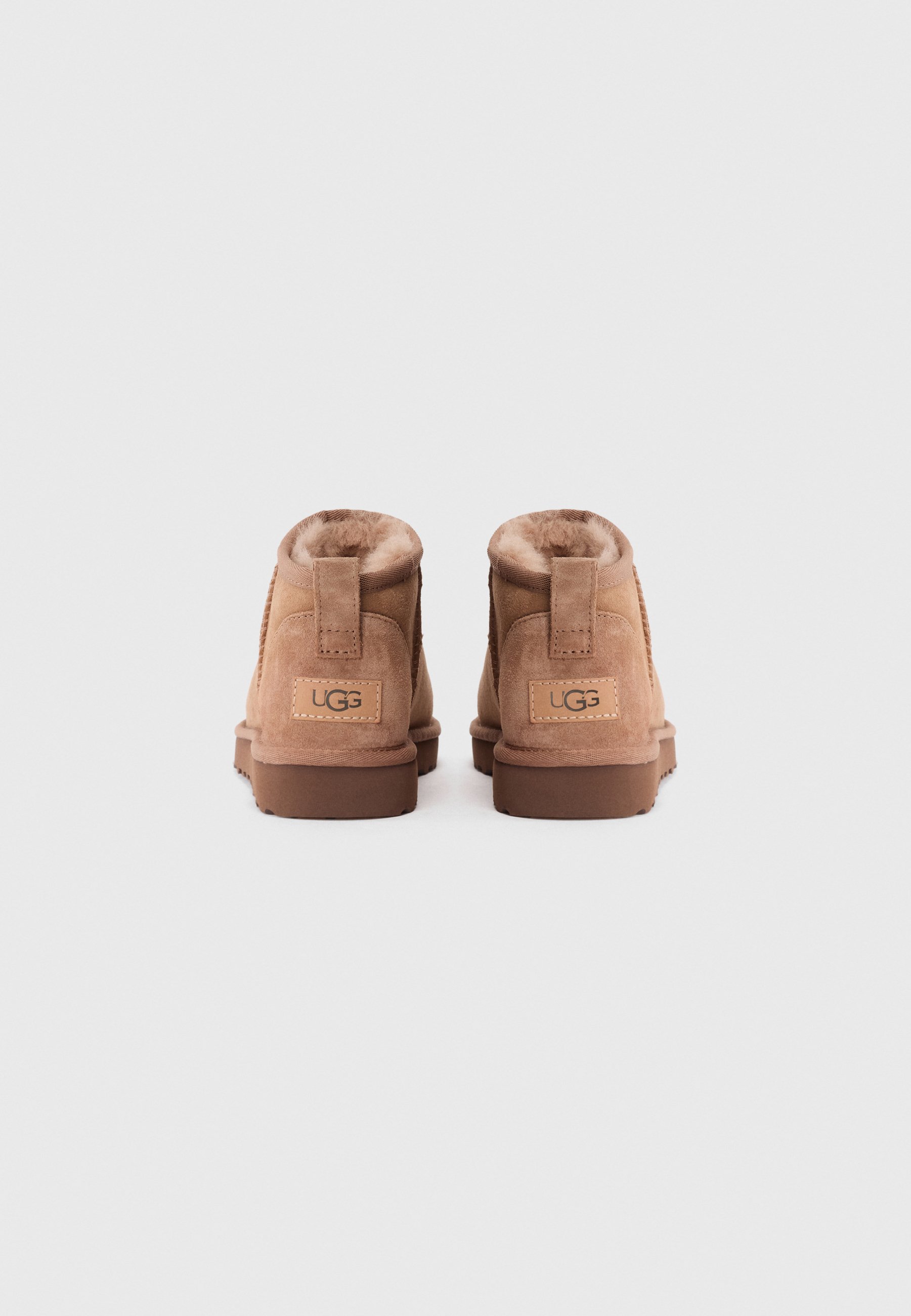UGG CLASSIC ULTRA MINI - Snowboots - rocky oak/grijs - Zalando.nl