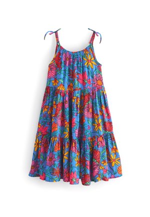 Kwiecista sukienka na lato z jasnoniebieskiego materiału z różowymi, pomarańczowymi i żółtymi kwiatami, gorsetem z marszczeniem oraz regulowanymi ramiączkami.