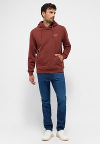 Mustang Sweatshirt - rot