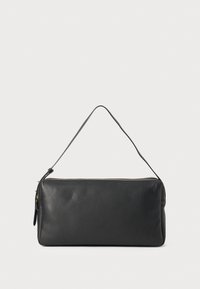 Valittu, black