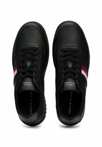 Tommy Hilfiger BASKET CORE LITE czarny