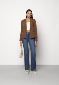 ONLY ONLSELMA ASTRID LIFE PLEAT  - Blazer - carafe
