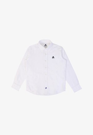 Camisa blanca de manga larga con cuello abotonado. Presenta un logo de calavera bordado en navy en el lado izquierdo del pecho y un pequeño emblema azul en el dobladillo.