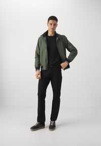 EA7 Emporio Armani JACKET - Bombera - verde scuro