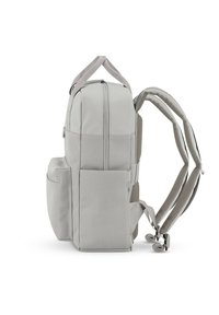 Zaino in tessuto grigio con forma rettangolare, due tasche laterali, spallacci imbottiti e una maniglia superiore. Presenta chiusure con cerniera liscia.