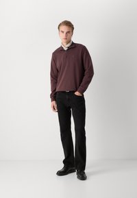 BOSS STIMMANN  - Mikina - open red