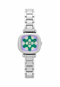 Montre-bracelet en métal argenté avec un cadran carré présentant un design floral vert sur un fond violet, bracelet à maillons argentés.