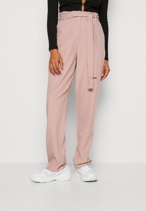 Pieces PCBOSELLA PAPERBAG STRAIGHT PANTS - Παντελόνι - woodrose