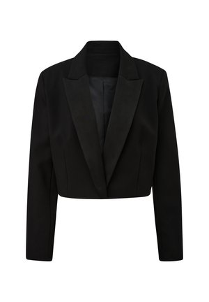 Schwarze kurz geschnittene Blazerjacke mit Satinrevers und langen Ärmeln, auf einem weißen Hintergrund präsentiert.