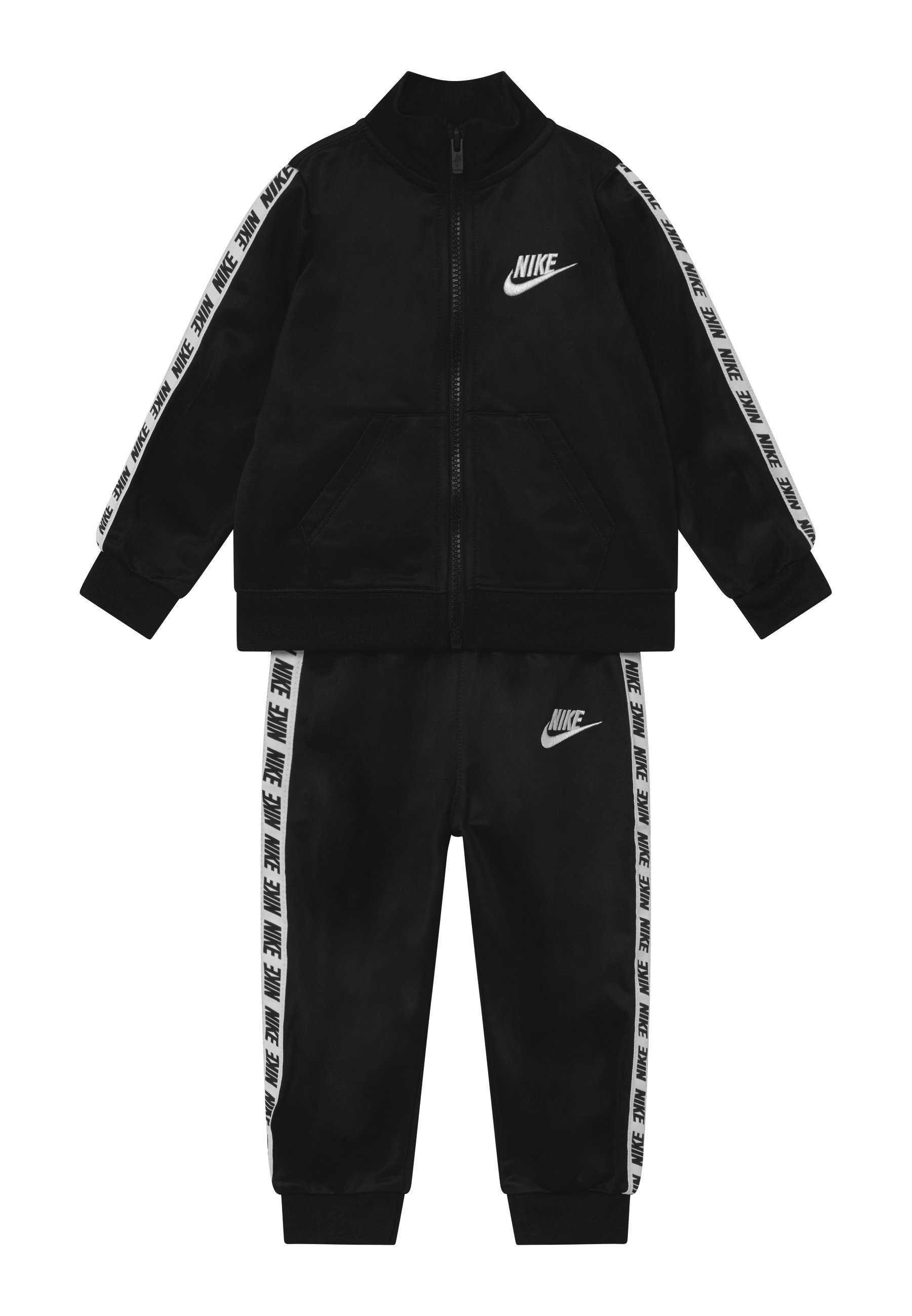 nike tricot set