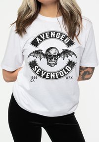 Paradiso Clothing AVENGED SEVENFOLD MOTO SEAL - Print T-shirt - white