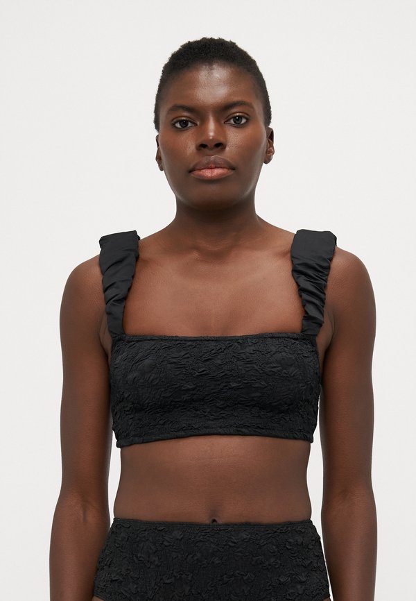 SLONE SOLID SMOCKED - Bikini top