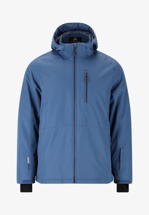 Blaue wasserfeste Jacke mit hohem Kragen, Reißverschluss-Brusttasche und verstellbaren Bündchen. Hergestellt aus strapazierfähigem, glattem Stoff ohne sichtbare Muster.
