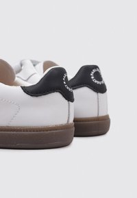 Pablosky Zapatillas - white