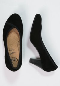 Caprice Escarpins - black