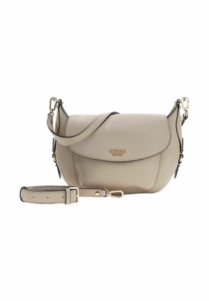 Borsa a tracolla in pelle beige con design curvo, tracolla regolabile, dettagli in metallo color oro e logo in rilievo sul davanti.