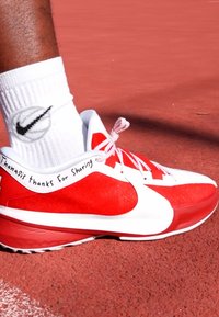 Nike Performance ZOOM FREAK 5 ASW - Basketsko - university red/white/bright crimson