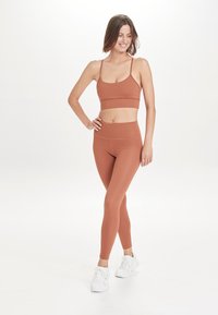 Endurance RALEIGH - Sport-BH med lätt stöd - mocha bisque