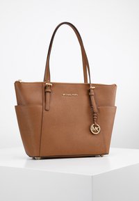 MICHAEL Michael Kors - JET ITEM TOTE - Handbag - cognac Thumbnail Image 1