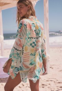 Next COVER-UP REGULAR FIT - Dodaci za plažu - aqua white pink