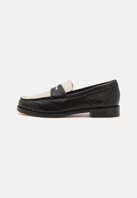 STRAVEN EDGE - Loaferit/pistokkaat - black
