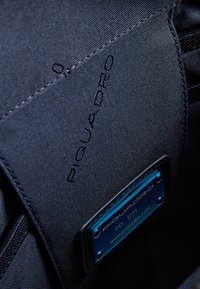 Piquadro Briefcase - blue