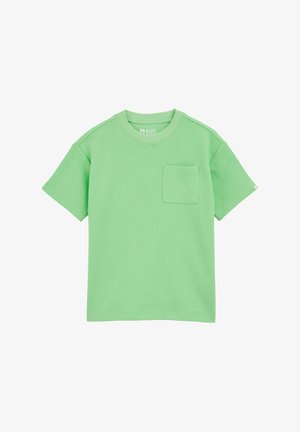 Žalias medvilninis marškinėlių trumpomis rankovėmis su apvalia iškirpte ir krūtinės kišene. Savybės: tekstūruotas audinys ir tiesus kraštas.