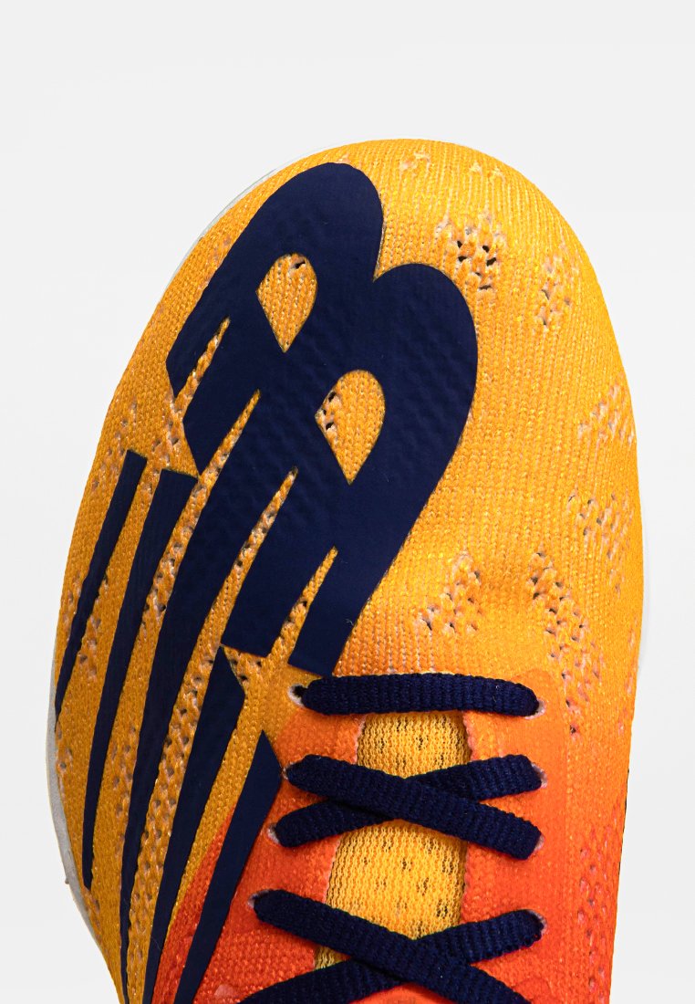 Spikes