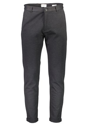 Graue, enganliegende Hose mit glatter Textur, Knopfverschluss und aufgerollten Säumen. Hergestellt aus dehnbarem Stoff für Komfort und Bewegungsfreiheit.