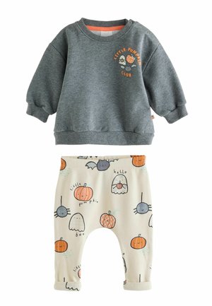 Gray long-sleeve baby sweatshirt with "Little Pumpkin Club" text and cartoon bats, paired with cream pants featuring pumpkins, ghosts, and spiders.
