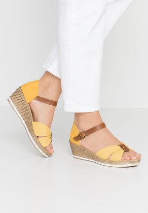 Rieker Platform sandals - yellow/amaretto/gelb