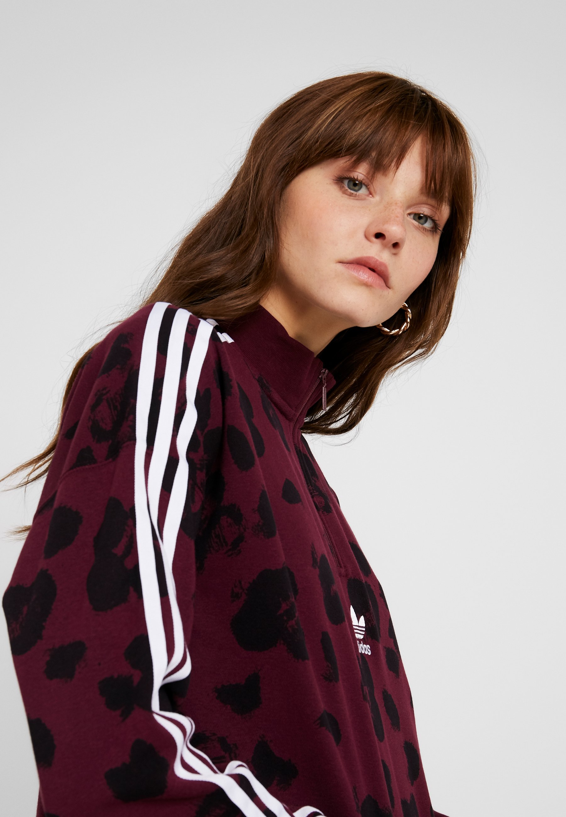 adidas Originals BELLISTA ALLOVER PRINT PULLOVER adidas Bellista Allover Print Cropped Hoodie Weinrot